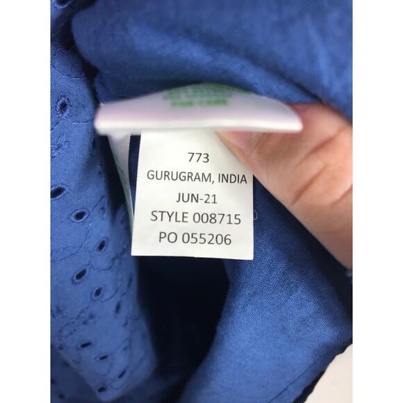 Lilly Pulitzer Emberline Navy Bayside Embroidery Eyelet Top M Preppy Coquette - Picture 9 of 9